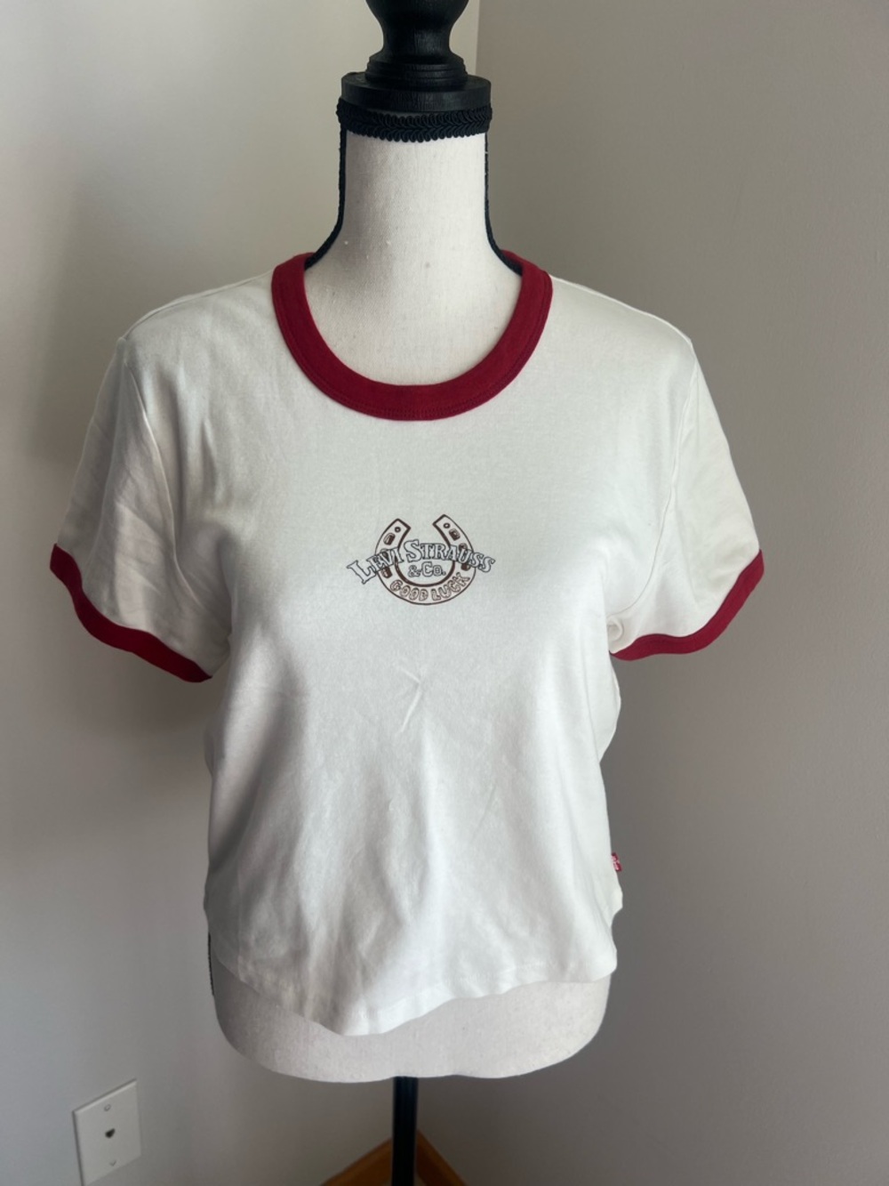 Levi’s tee 🤠